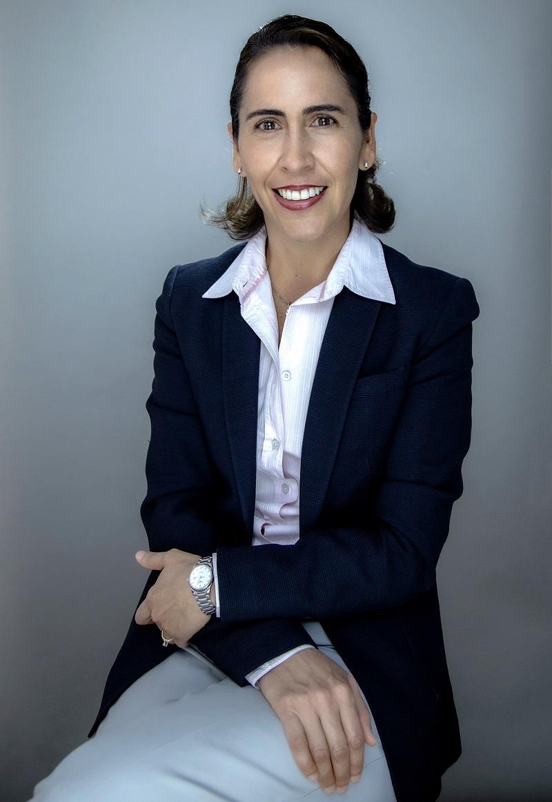 Lizzette Lara " "