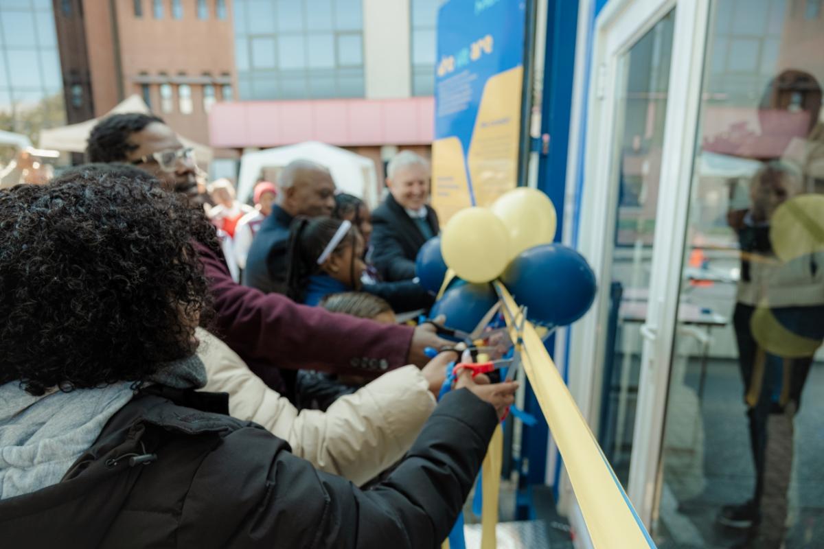 Ribbon cutting at the Curiosity Cube 