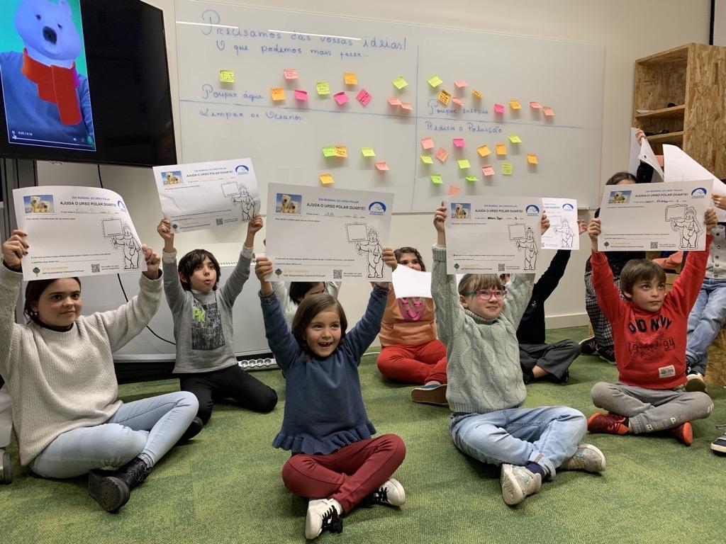 a photo of children in a classroom 