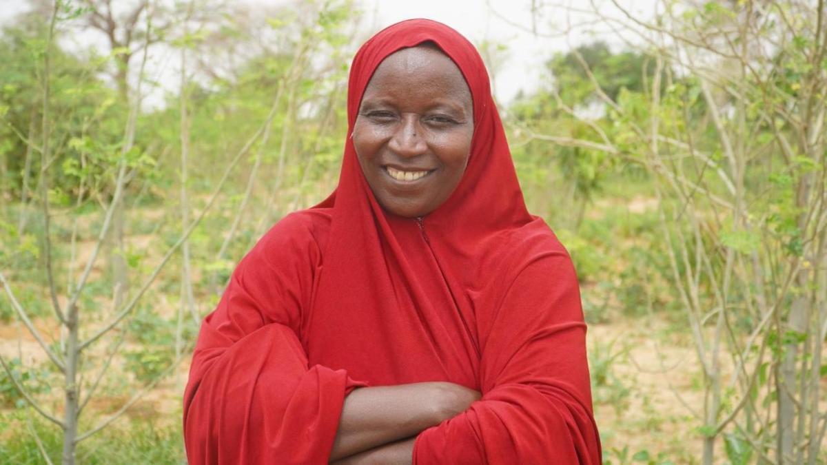 Ms. Mariama Ali, president of the Niya da Kokari VLSA group. Tahoua-Niger. Image courtesy of Business Fights Poverty. Mariama Ali, savings group president