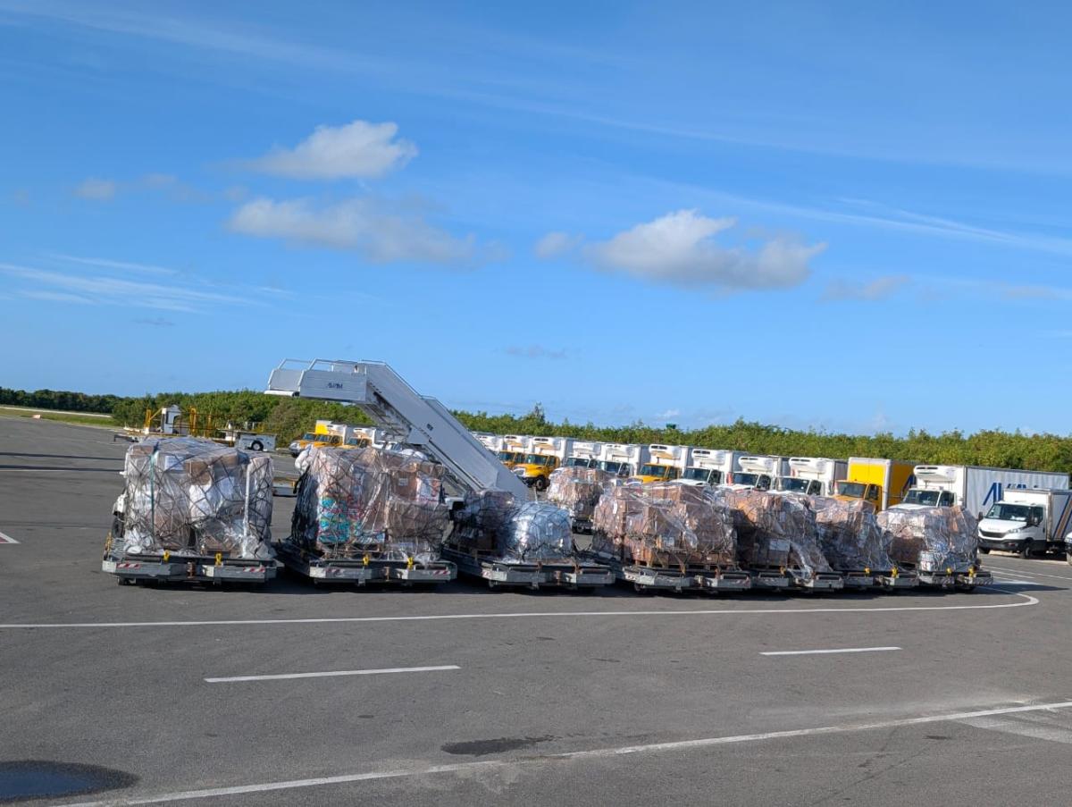 Pallets of humanitarian aid await loading at Air Cargo Hub Punta Cana before being airlifted to Venezuela, where they will support communities impacted by the recent earthquakes.