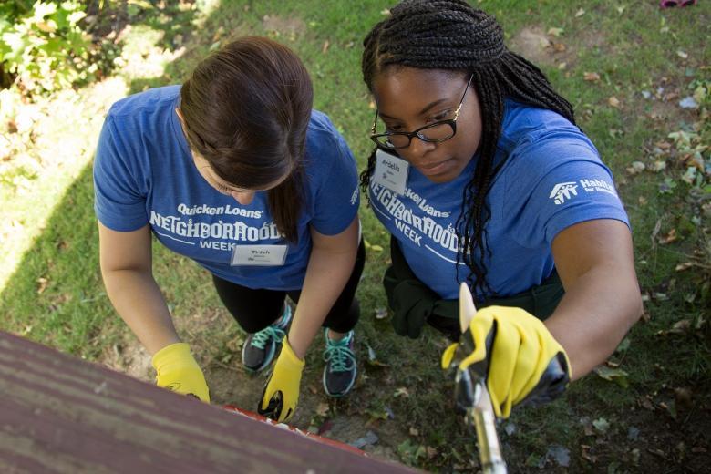 Quicken Loans team members volunteer with Habitat for Humanity for the second year during Quicken Loans Neighborhood Week.