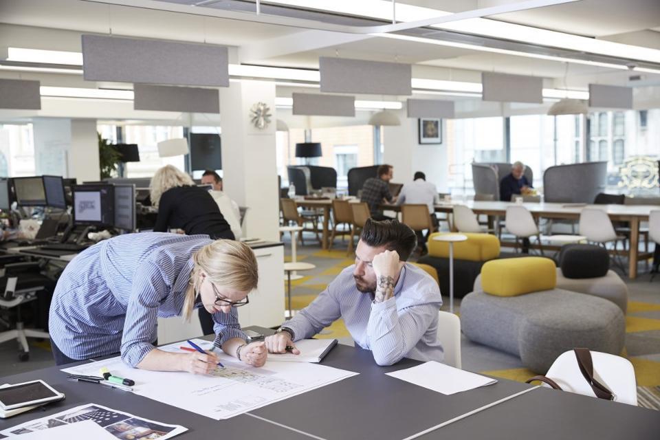 At Oktra’s office in London, mixed-use spaces offer a variety of workspaces to suit different needs. Photo Credit: Chris Floyd.