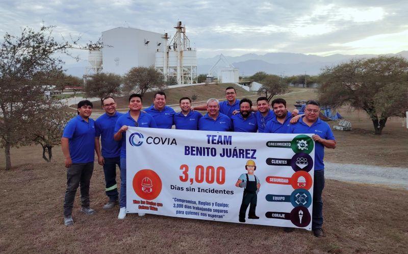 "Team Benito Juarez" group photo