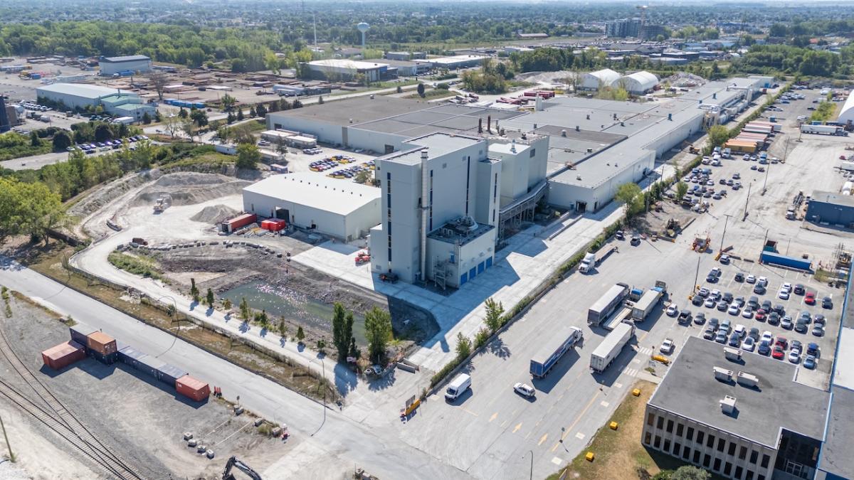 Aerial view of the Saint-Gobain Canada, CertainTeed facility.