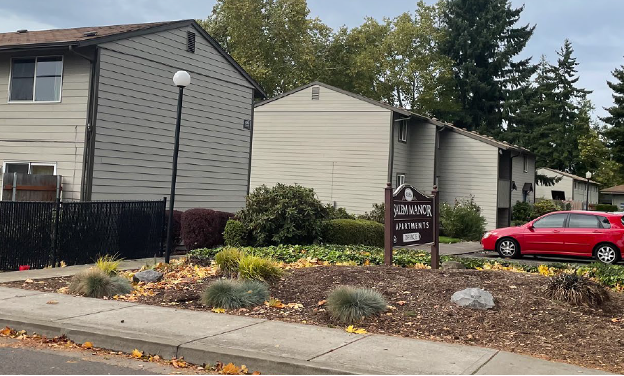 Exterior shot of Salem Manor.