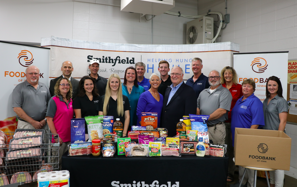 Smithfield and Hy-Vee help hungry Iowans in need by delivering a protein donation to the Food Bank of Iowa