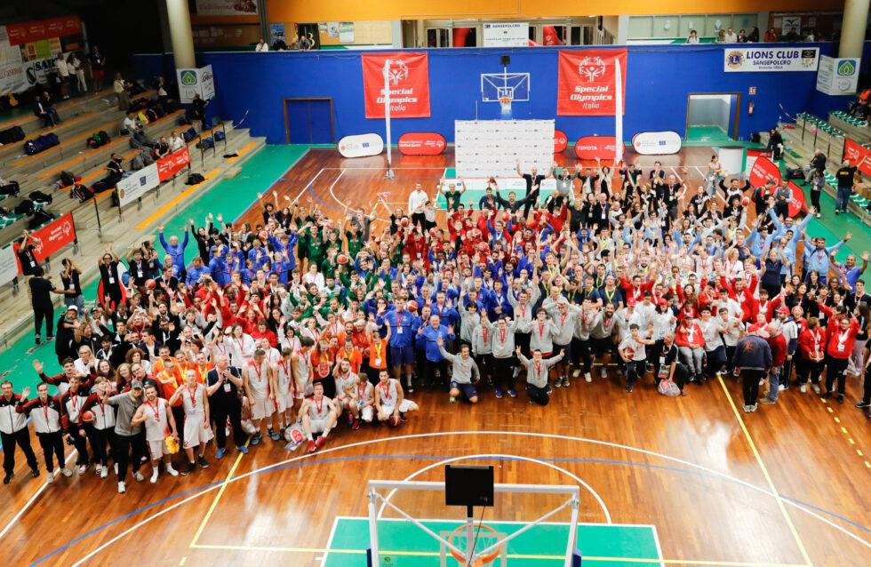 Champion Europe at the Special Olympics. Group photo. 