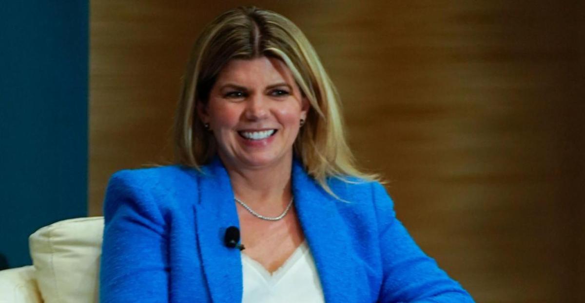 Yum Brands' COO/CPO Tracy Skeans at this year's Women's Foodservice Forum. Image courtesy of Nation's Restaurant News. "_"