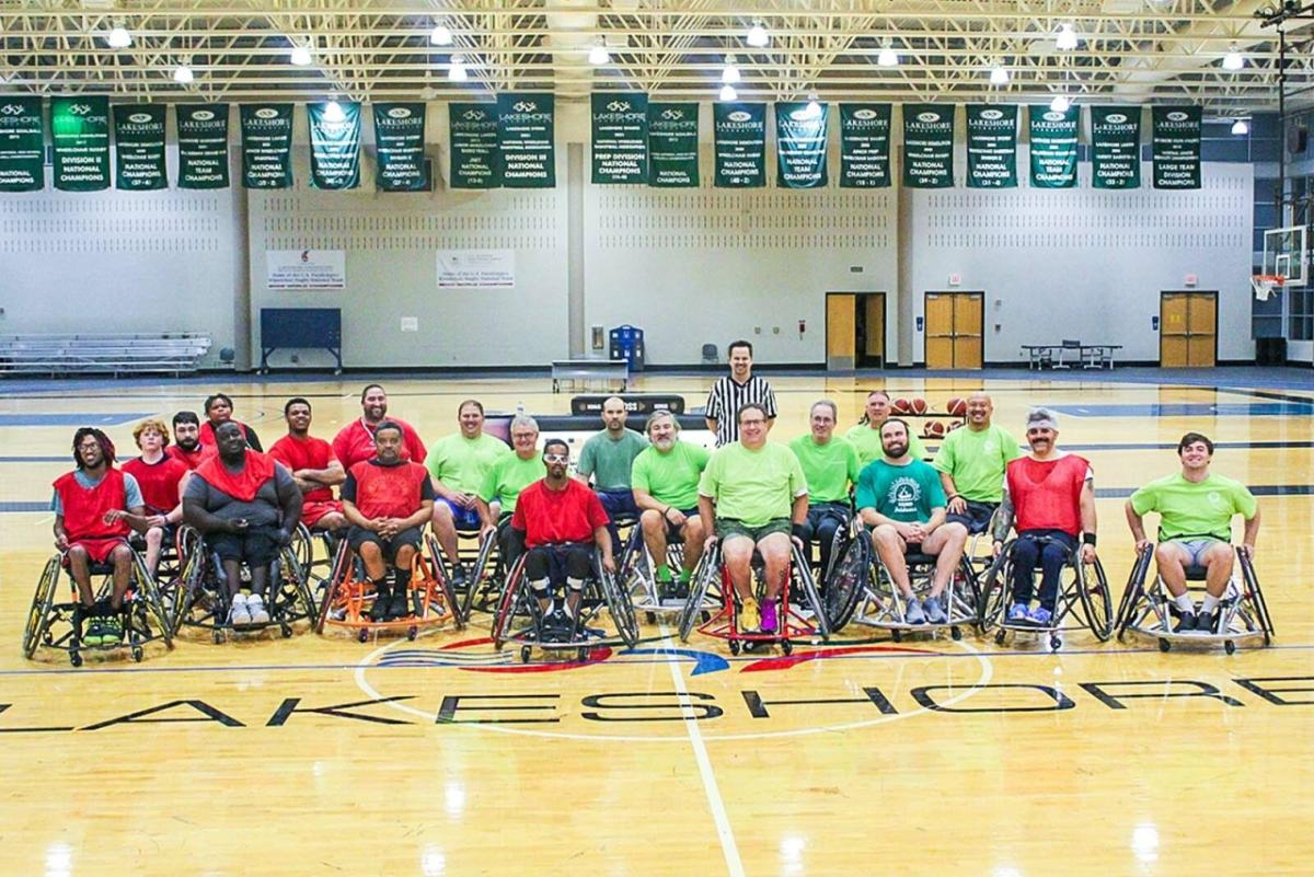 Group photo of wheelchair basketball players
