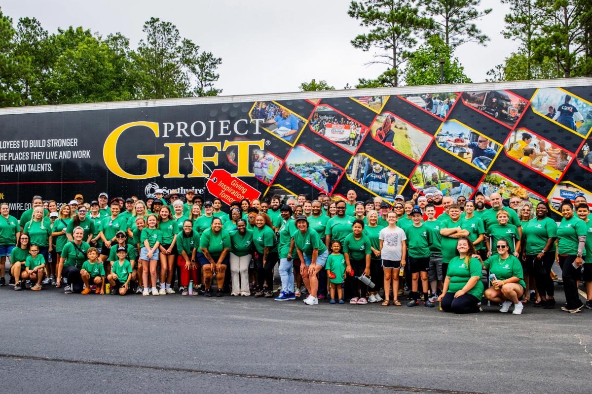 Group picture of volunteers at Back to School event