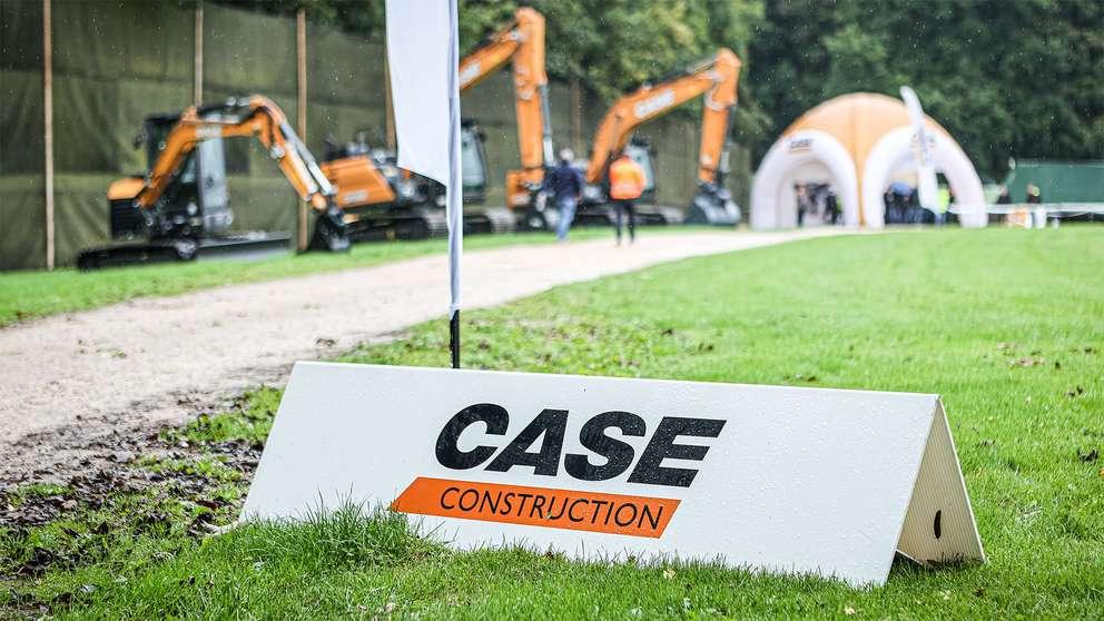 The organization of this event represents CNH’s strong commitment to sustainability and to uphold the UN’s Sustainable Development Goals – for the future of farmers and builders everywhere. CASE CONSTRUCTION sign on the grass