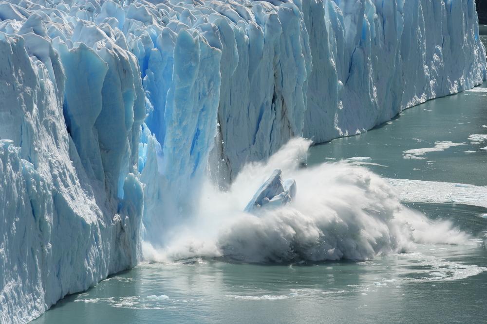 Ice shelf falling