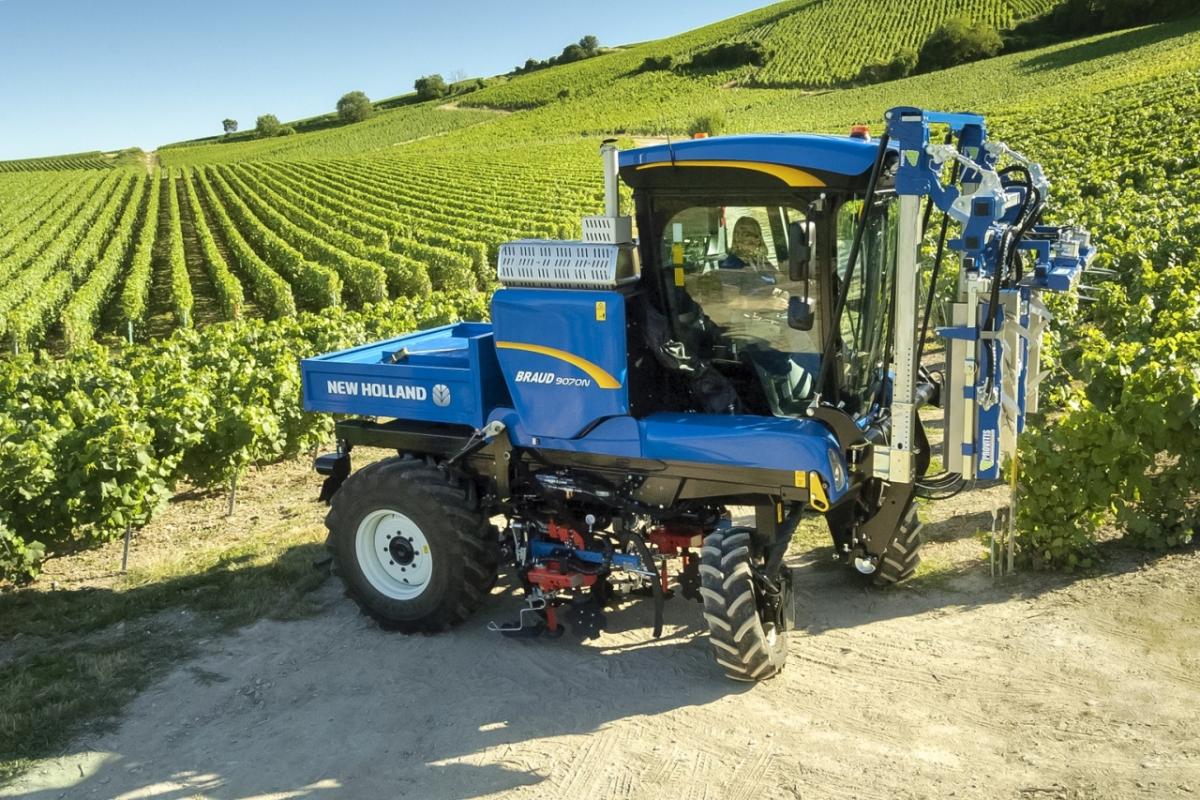 The innovative New Holland Agriculture grape harvester that won a gold medal from the SITEVI innovation jury in France.