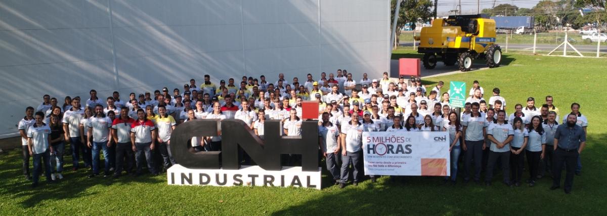 Employees from the New Holland Agriculture Plant in Curitiba, Brazil, celebrate the milestone of five million hours without an absence-causing incident
