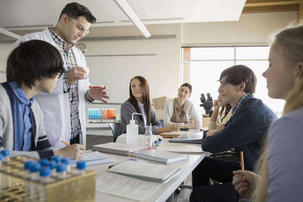 A new initiative focuses on teachers. (HERO IMAGES/ GETTY IMAGES)