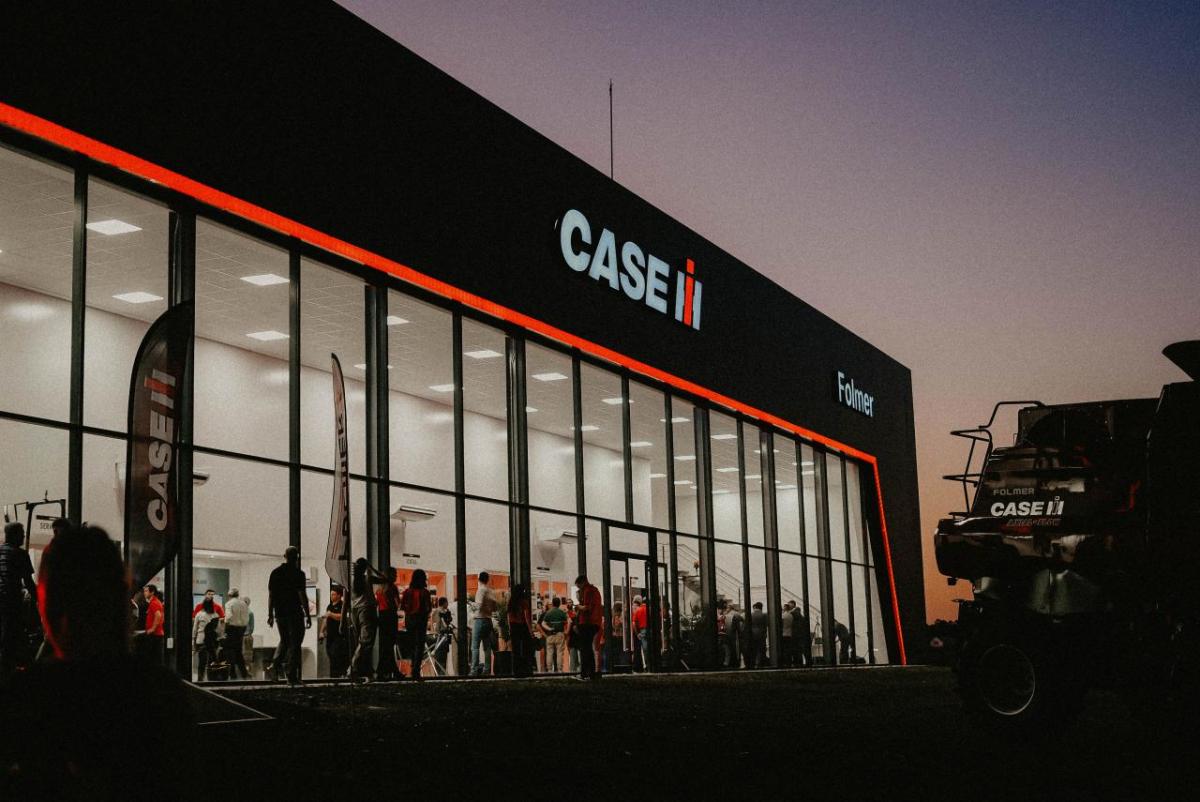 Case IH dealership