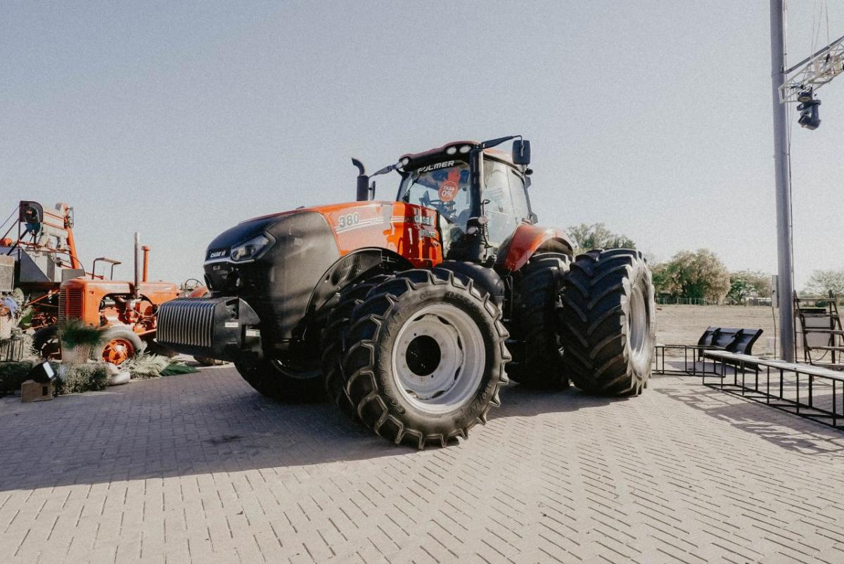 tractor