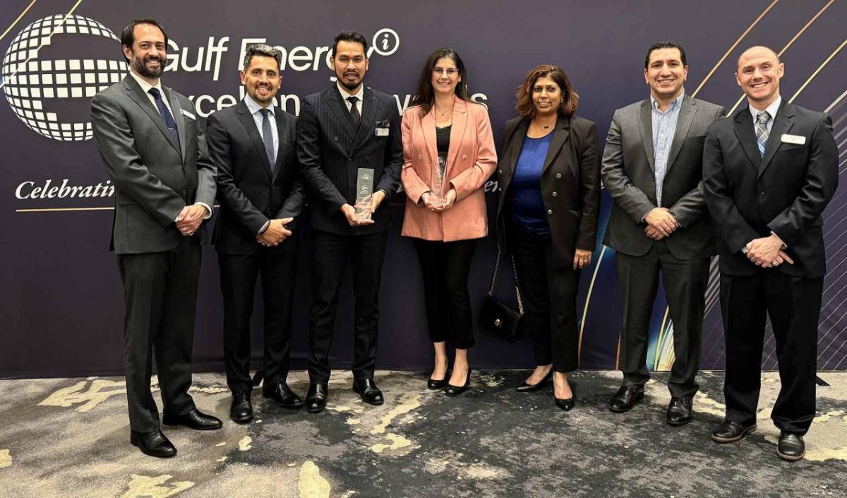 SLB team members at the 2024 Gulf Energy Information Excellence Awards. " "