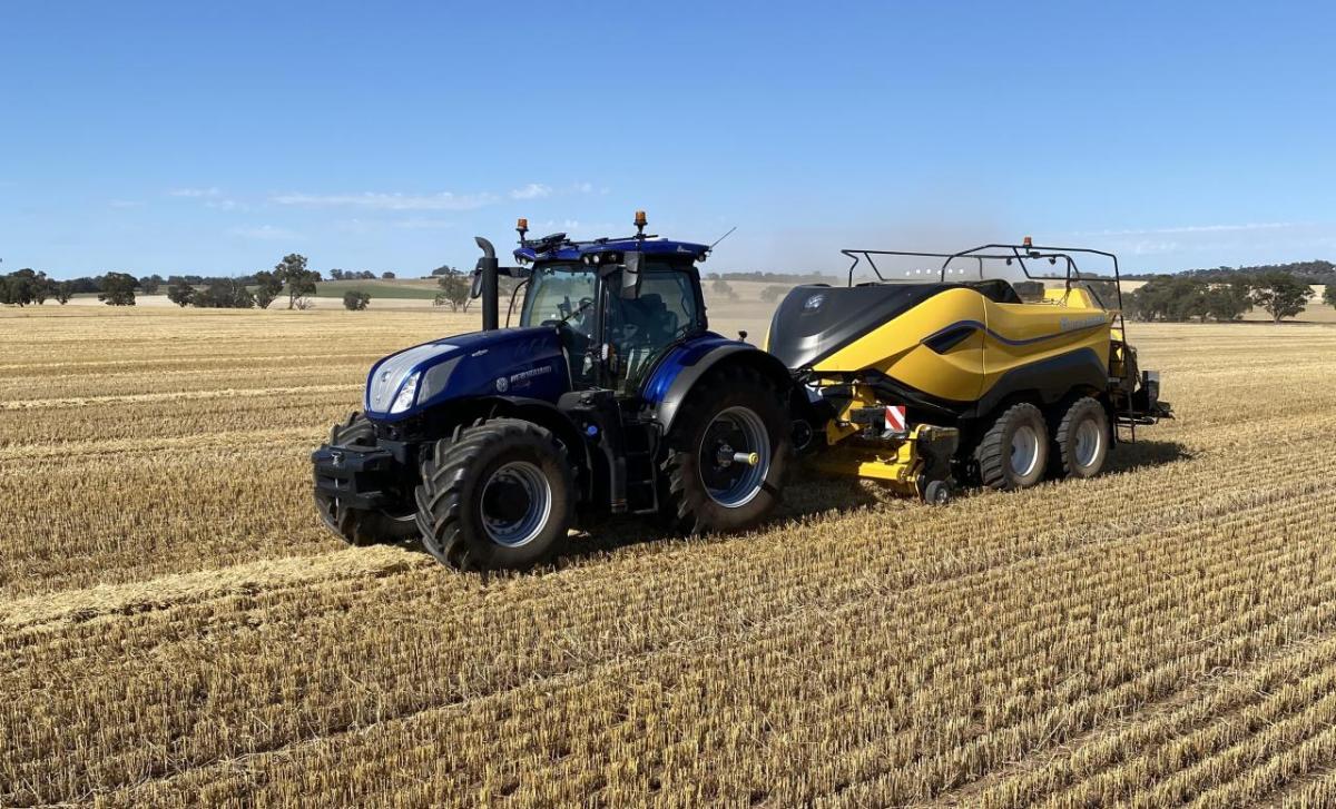 New Holland’s IntelliSense