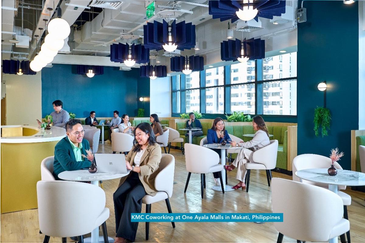 people meeting in a cafe