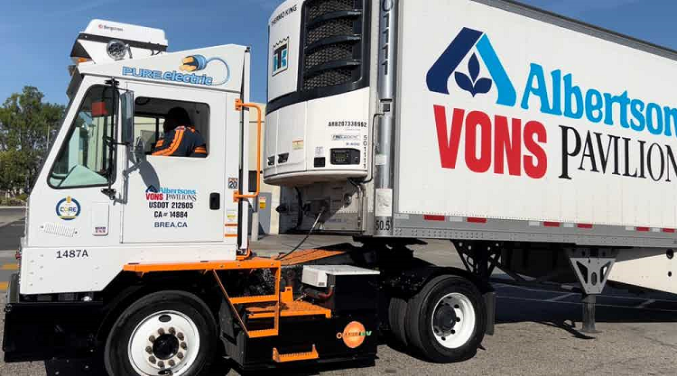 large truck with Albertsons and Vons Pavillon logos