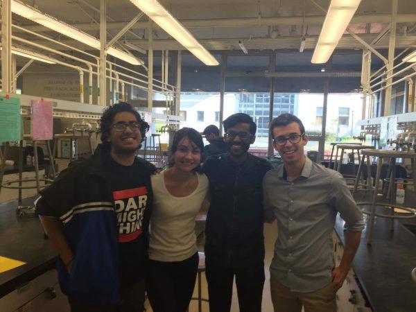 Amgen Scholar Nick Watkins (far right) met mentor and fellow Amgen Scholars Rocío Mercado (second from left) in chemistry lab at UC Berkeley. Pictured here with Mercado’s other students.