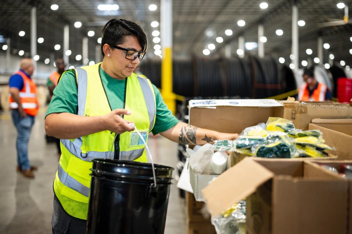 Southwire volunteer packing flood relief bucket