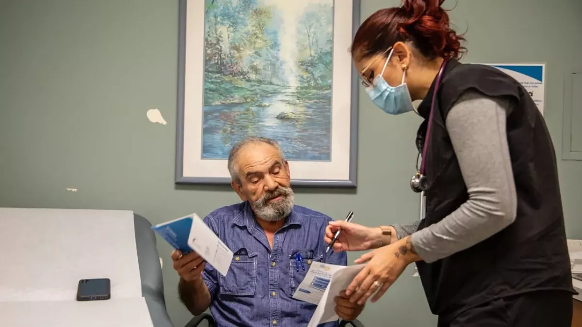 Health staff at Venice Family Clinic work with a patient. The health center was one of 15 recipients in the latest round of funding supporting health services in the aftermath of Los Angeles-area wildfires. (Photo courtesy of Venice Family Clinic/Barbara Grover) Health staff at Venice Family Clinic work with a patient. The health center was one of 15 recipients in the latest round of funding supporting health services in the aftermath of Los Angeles-area wildfires. (Photo courtesy of Venice Family Clinic/Barbara Grover)