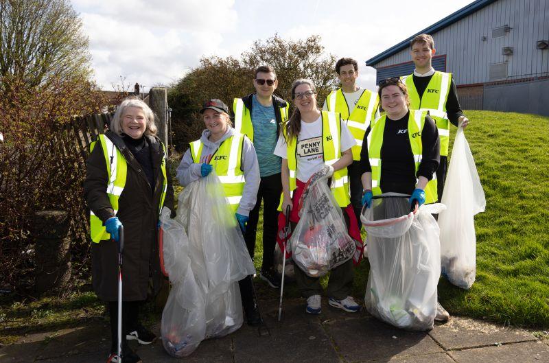 group photo at volunteer event