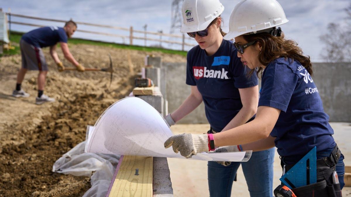 U.S. Bank volunteers in hard hats