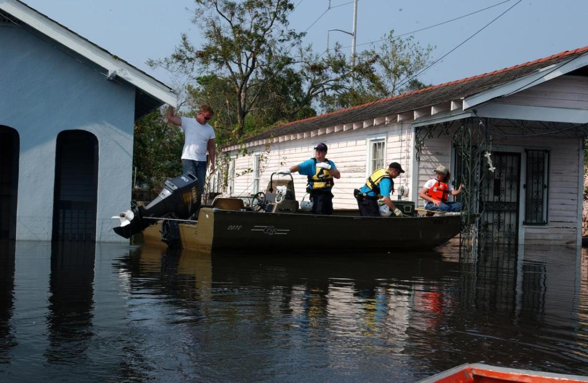 Image credit: Jocelyn Augustino/Wikimedia Commons people in a boat