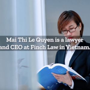 Mai Thi Le Quyen reading a book