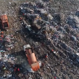 landfill & trucks 