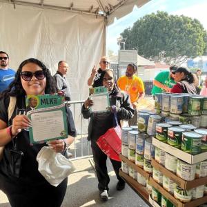 Albertsons' associates volunteering at L.A. Works' MLK Day of Service