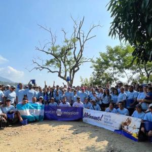 Group photo in Honduras