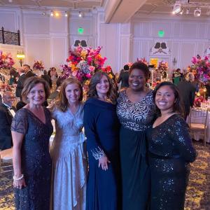 5 people attend a gala