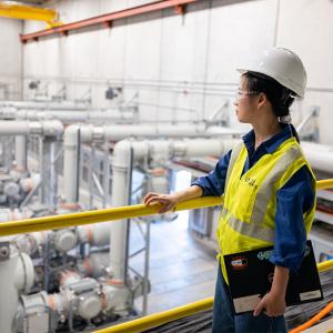 Wen Tong overlooking substation