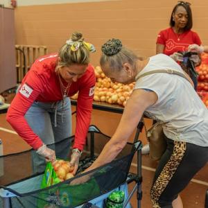 KeyBank volunteers helping out at the Cleveland Cavaliers food bank.