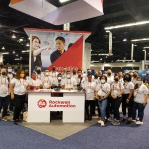 More than 30 Rockwell Automation professionals, most of whom represent the company’s business units, were onsite at the National Society of Black Engineers Annual Convention in March to meet and recruit future colleagues.