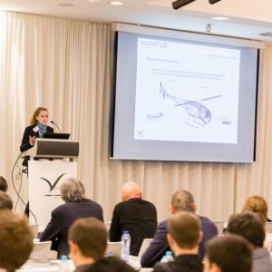 Virginie Barbieux giving a slideshow presentation