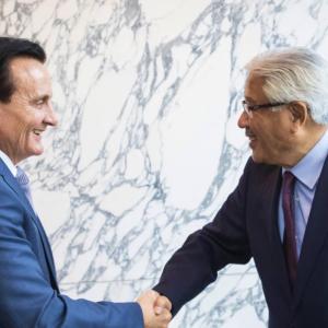 Two people shaking hands