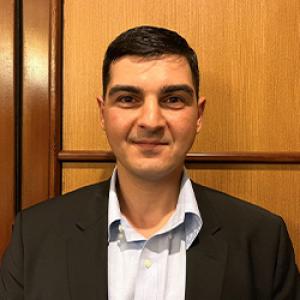 Headshot of Armen Hambartsounian