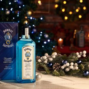 Bombay Sapphire box and bottle in front of holiday decor