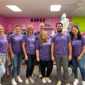 St. Petersburg volunteers at Clothes to Kids.