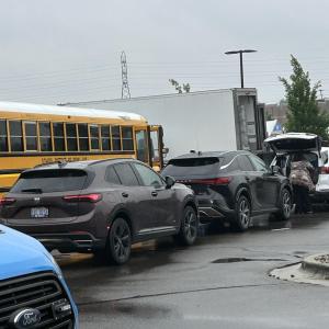 Cars lining up to drop of cereal donations 