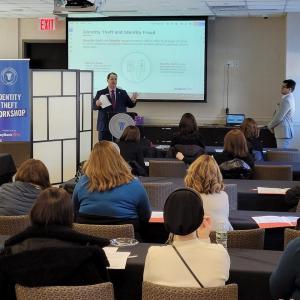 KeyBank’s Gary Wawrzycki shares tips for preventing identity theft and fraud to an audience at Community Outreach Center in Monsey, N.Y.