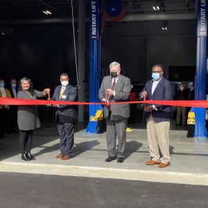 Ribbon cutting for TCAT Memphis’ new Diesel Technology Building. From left: Regent Nisha Powers, member of the Tennessee Board of Regents, TCAT Memphis President Roland Rayner, Memphis Mayor Jim Strickland, Fernando Herndon, Cummins Inc.