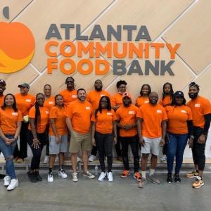 Group photo of DICK'S Sporting Goods volunteers at Atlanta Community Food Bank.