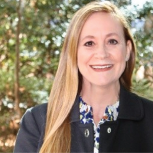 Dr. Alissa Campbell Shaw outside